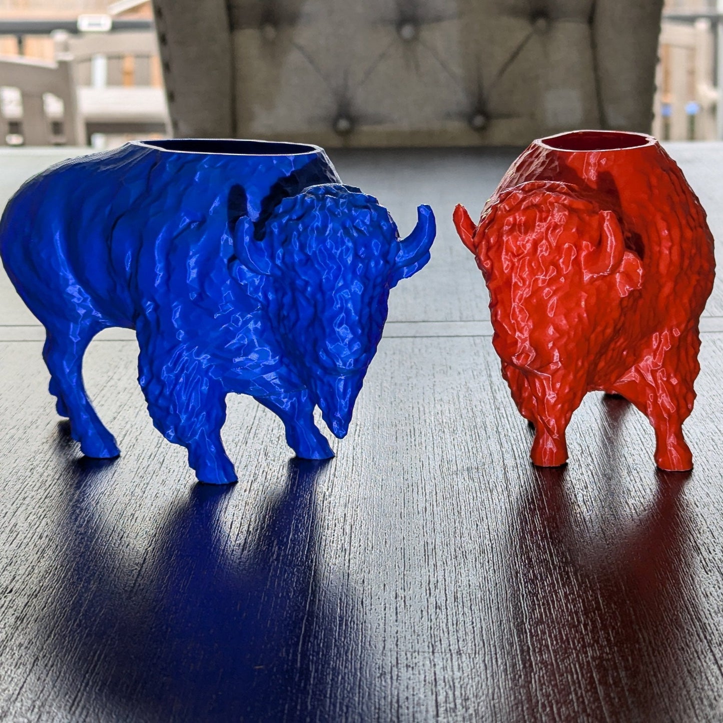 3D Printed Buffalo Planter, Red and Blue Succulent Pot, Eco-Friendly Plant Holder, Gift Wrapping